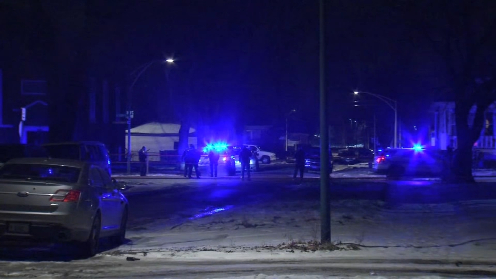 Chicago shootings kill 2 teens on same day in Englewood, Near West Side ...