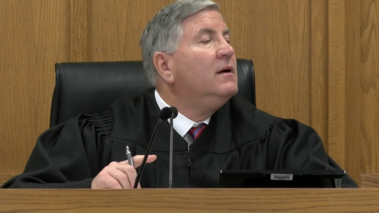 Commission weighs whether to discipline Adams County, Illinois Judge Robert Adrian who reversed Drew Clinton rape conviction - Vimarsana News