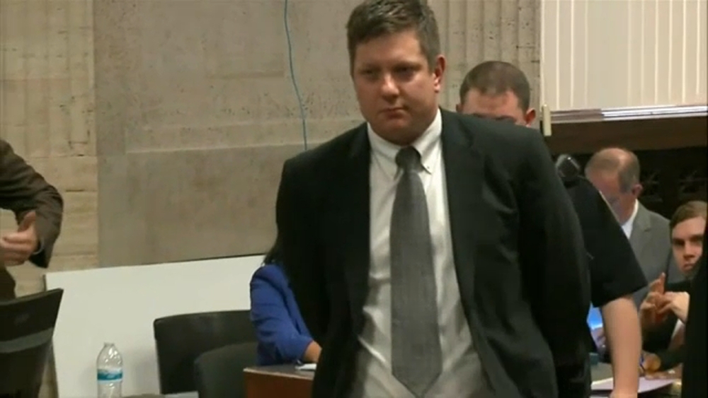 Activists call for civil rights charges against Jason Van Dyke