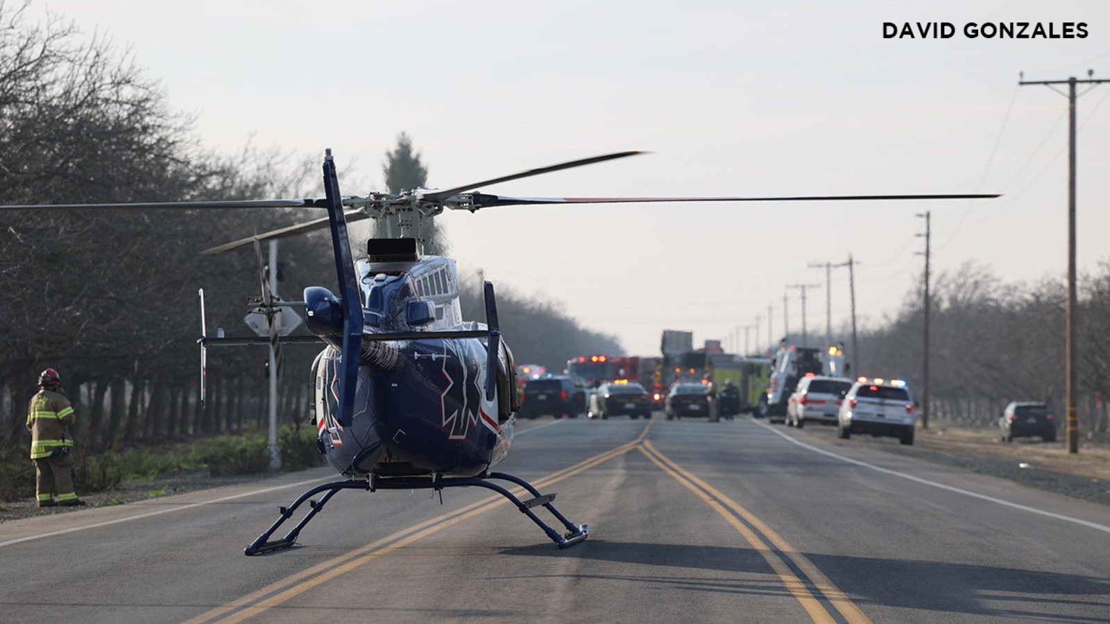 1 killed, 2 injured in headon crash in Tulare County, CHP says ABC30