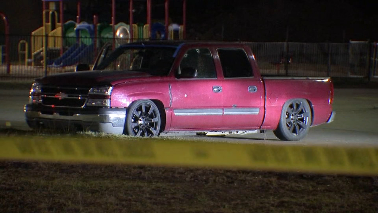 Man and female suspect killed in botched robbery in east Houston