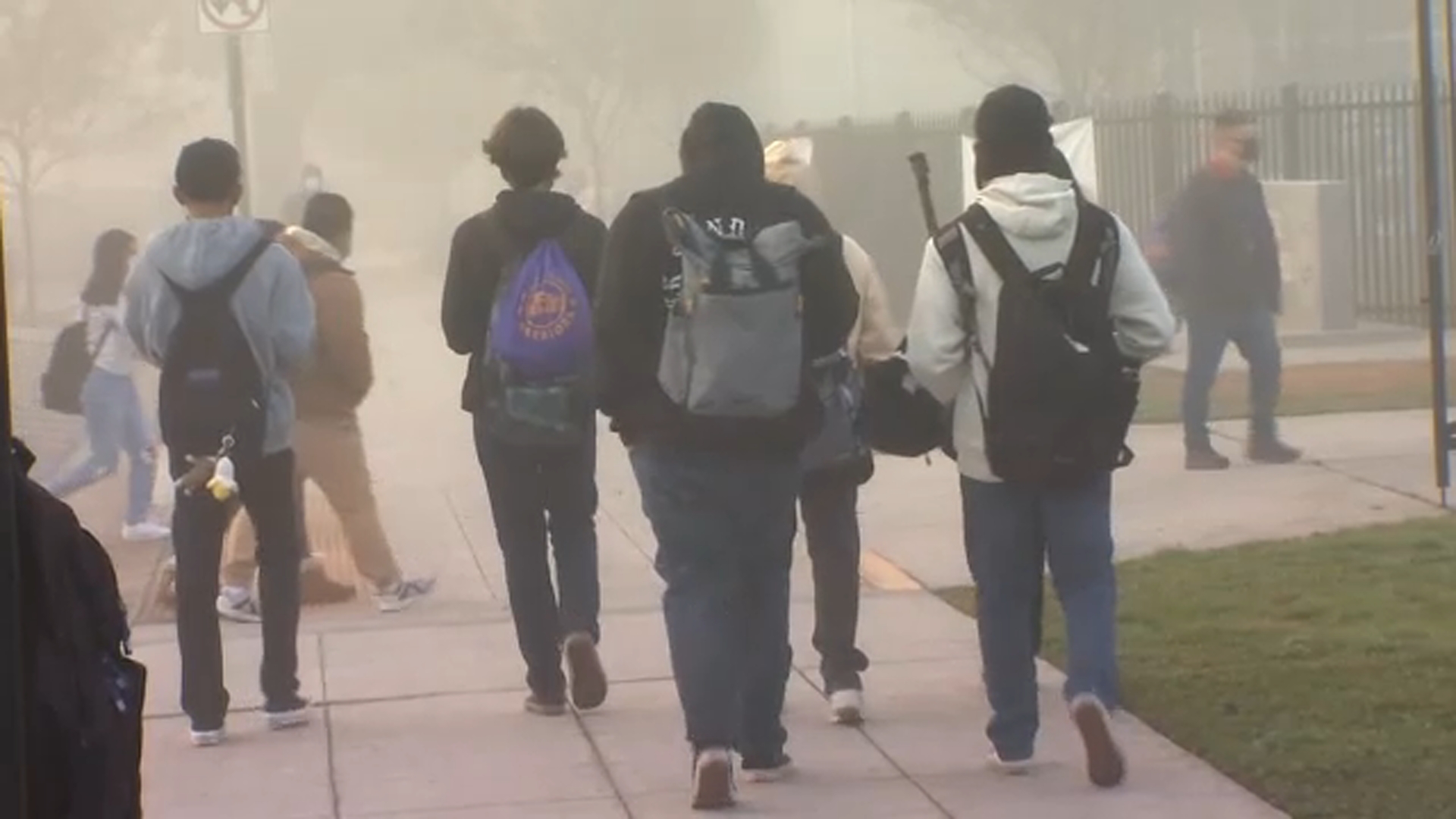 Local school districts scrambling to fill teacher vacancies