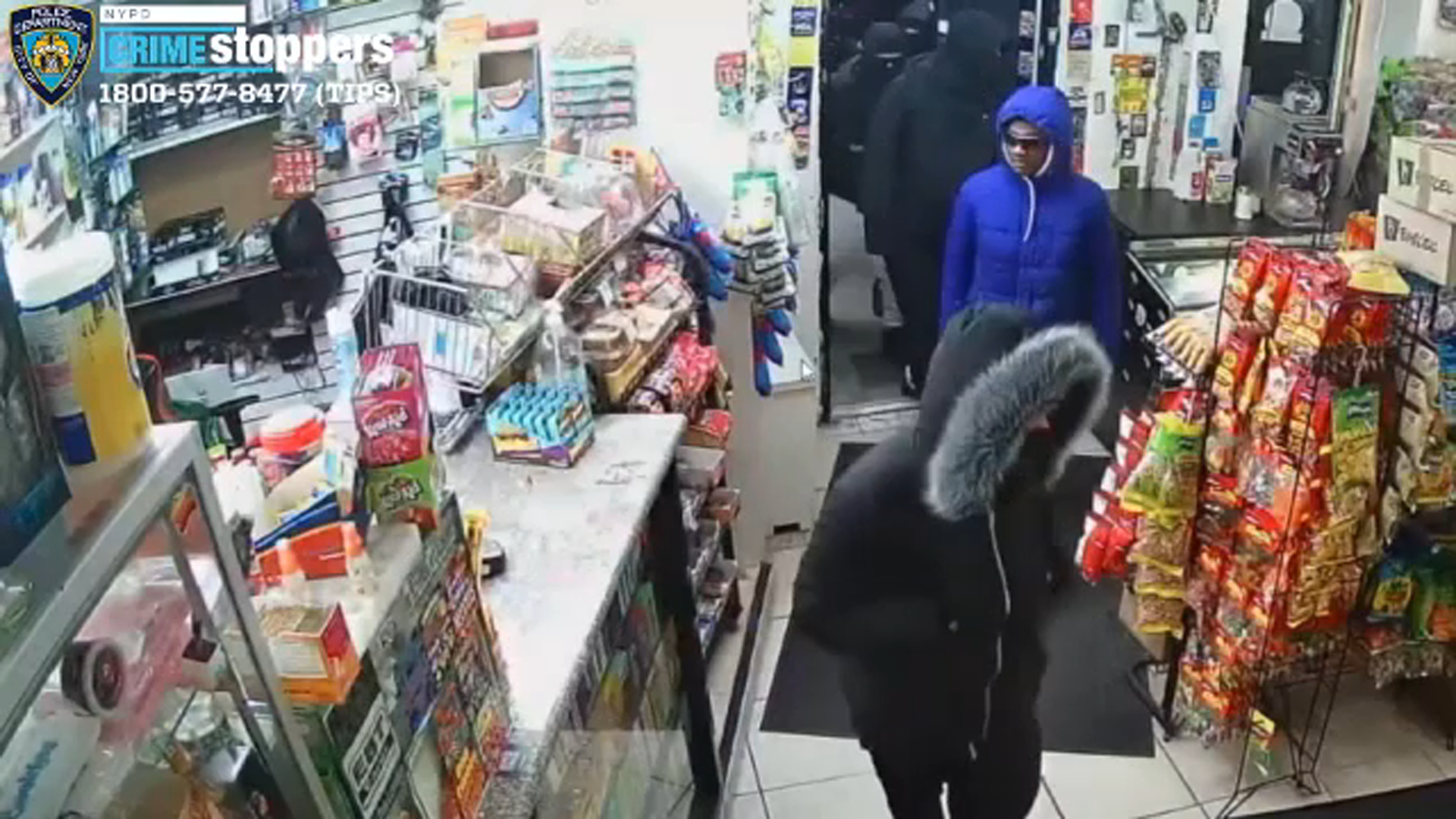 NYC crime: Search on for group that robbed Bronx bodega, stabbed employee -  ABC7 New York