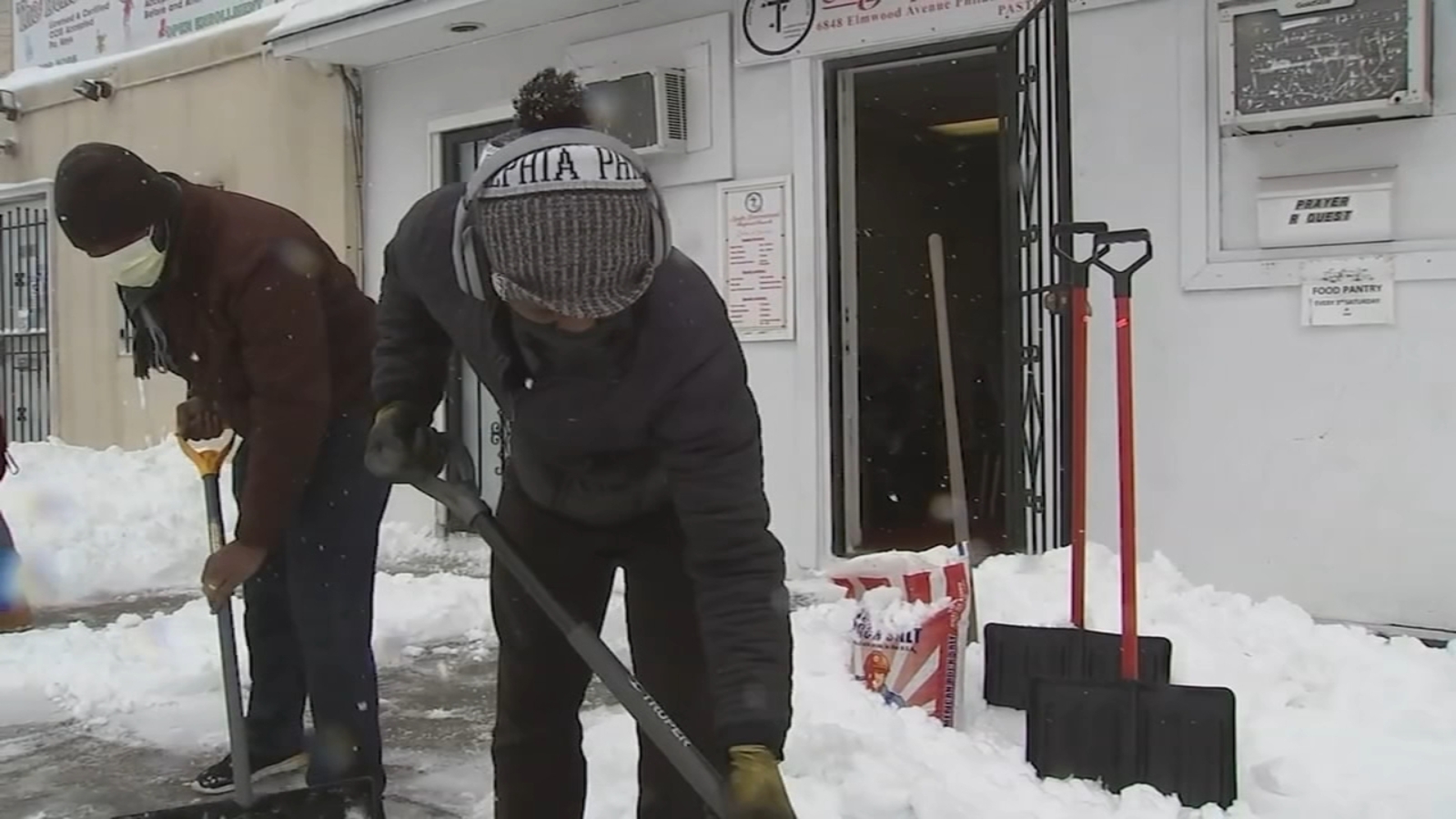 Crews provide free snow removal for elderly, disabled 6abc Philadelphia
