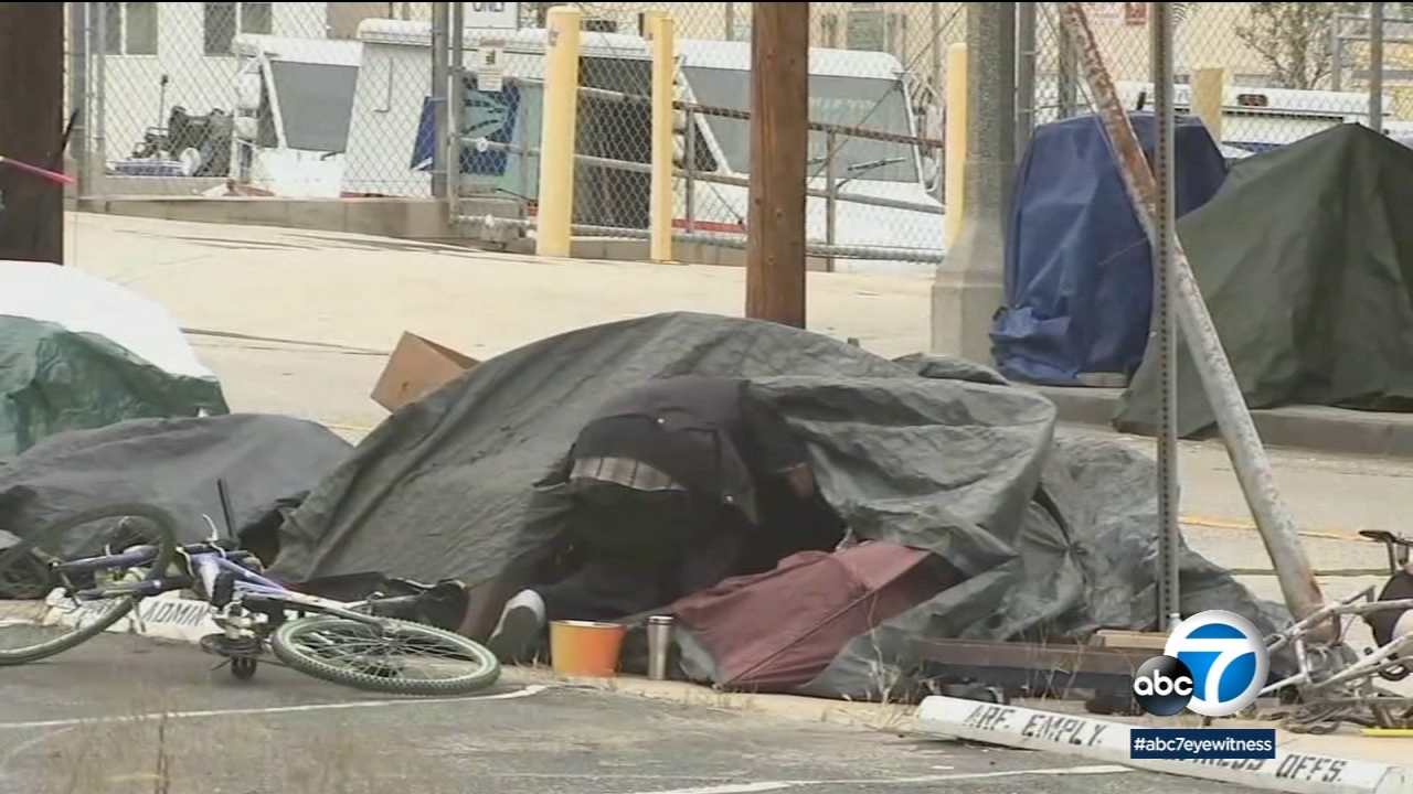 Buscaino calls for reducing salaries if homelessness goals not met