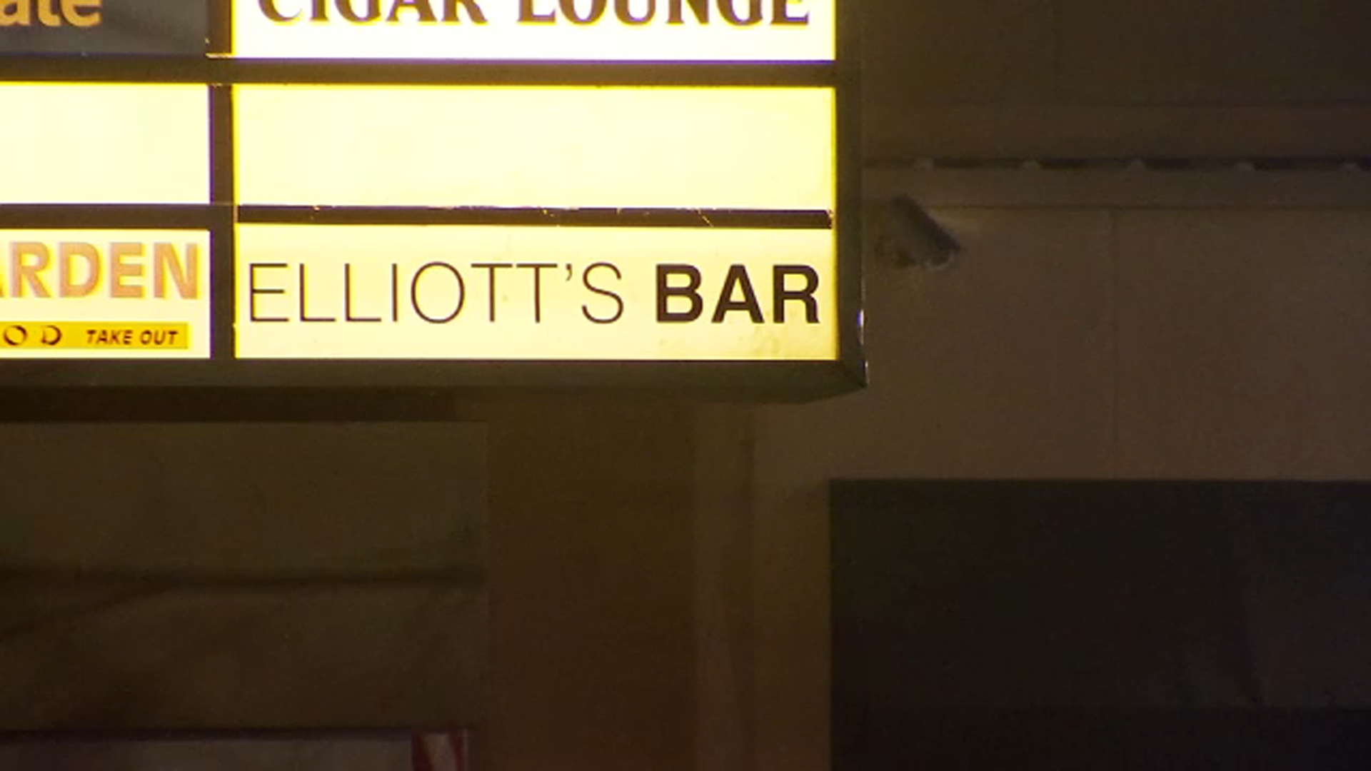 2 men stabbed outside northeast Fresno bar