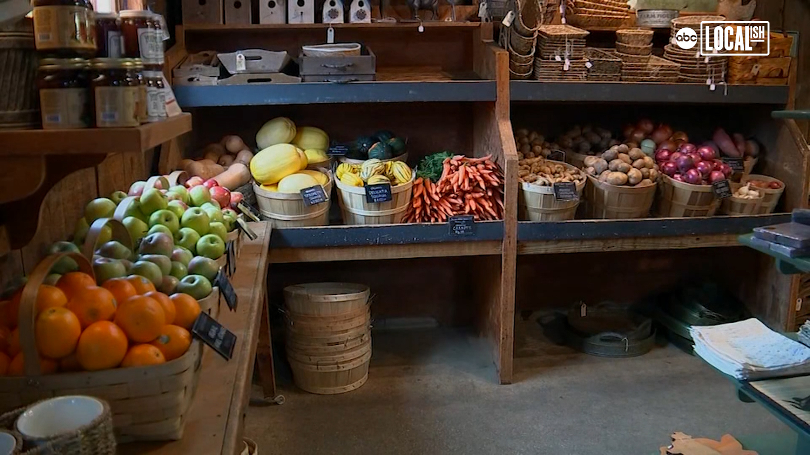 A centuryold familyrun farm finds new customers during the pandemic