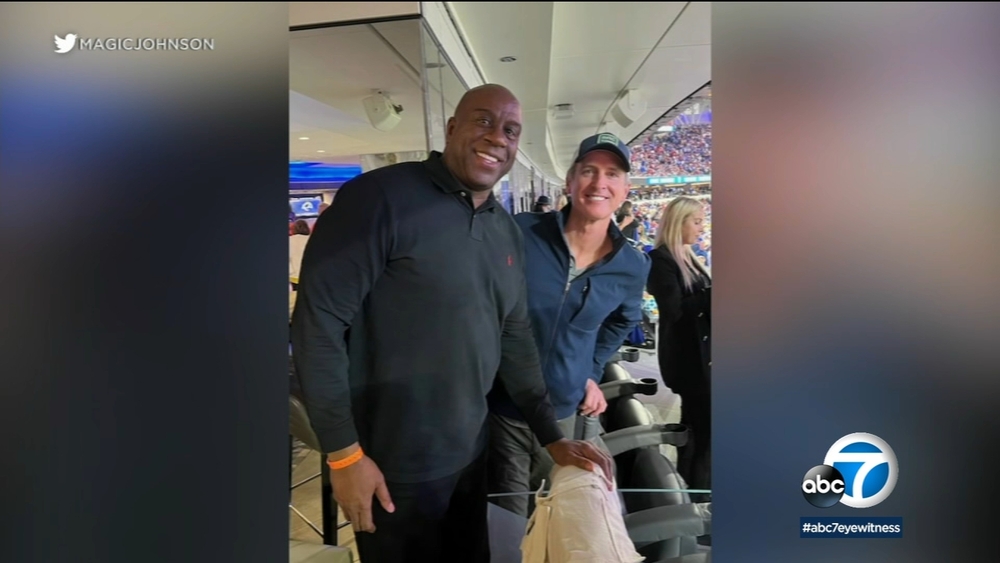 Newsom, Garcetti criticized for maskless photo at Rams-49ers game