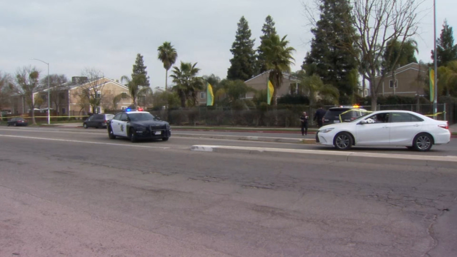1 shot outside apartment complex in west central Fresno, police ...