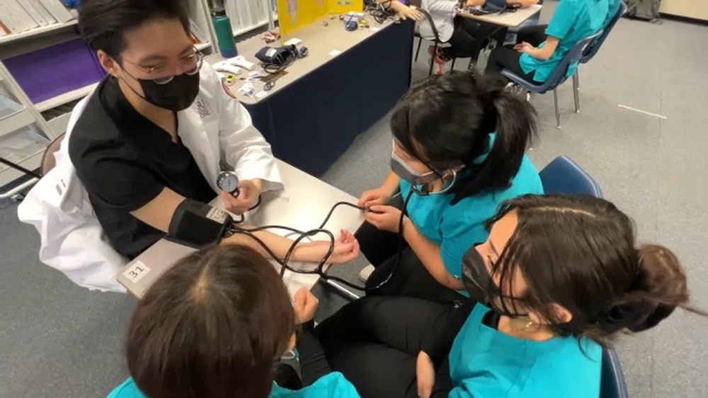 Clovis Medical, Clovis High preparing students for medical field