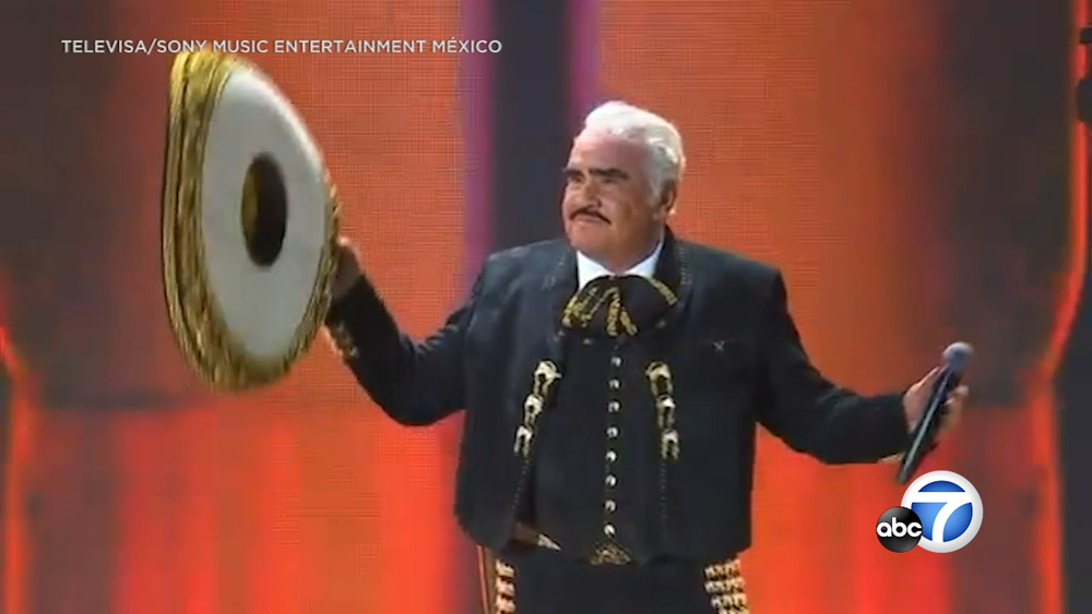Boyle Heights considers opposing Vicente Fernandez street name plan