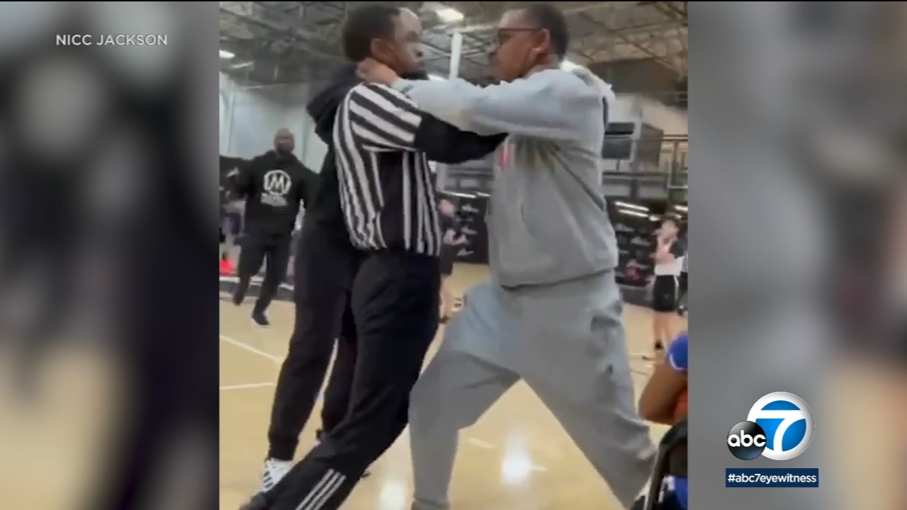 Youth basketball coach attacks referee at game in Thousand Oaks: Video