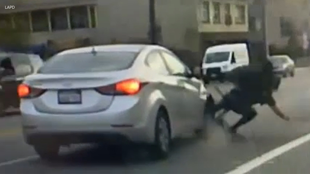 VIDEO: Bicyclist dragged in shocking hit-and-run near Silver Lake