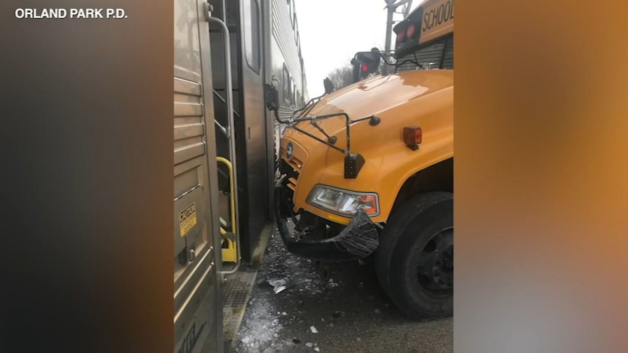 School bus driver gets kids to safety minutes before train crash