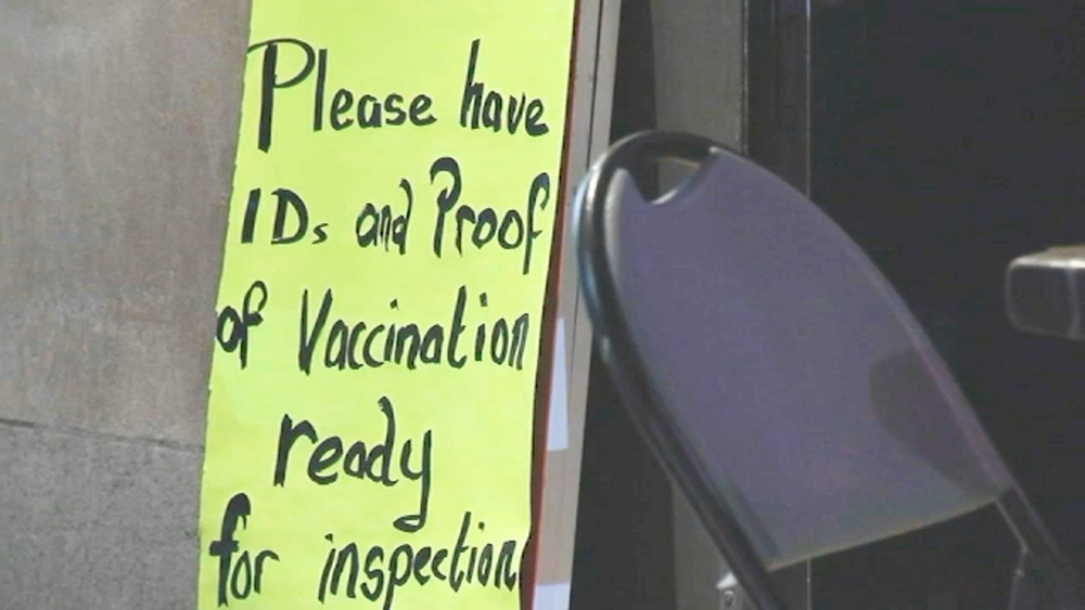 NYC workers march against municipal vaccine mandate