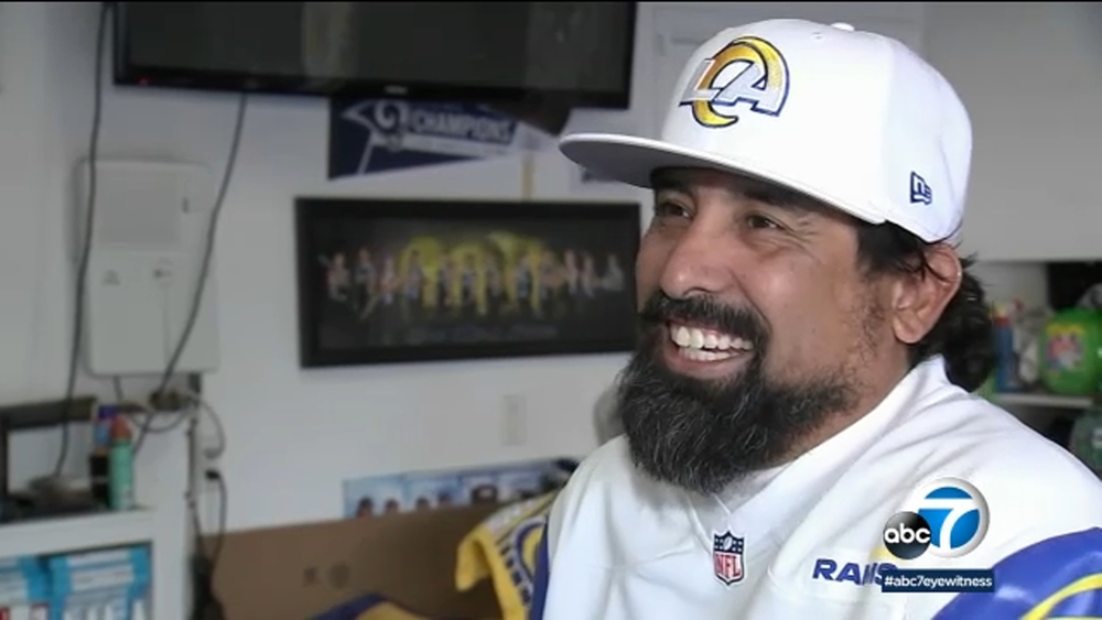 Family works to send die-hard Rams fan, cancer survivor to Super Bowl
