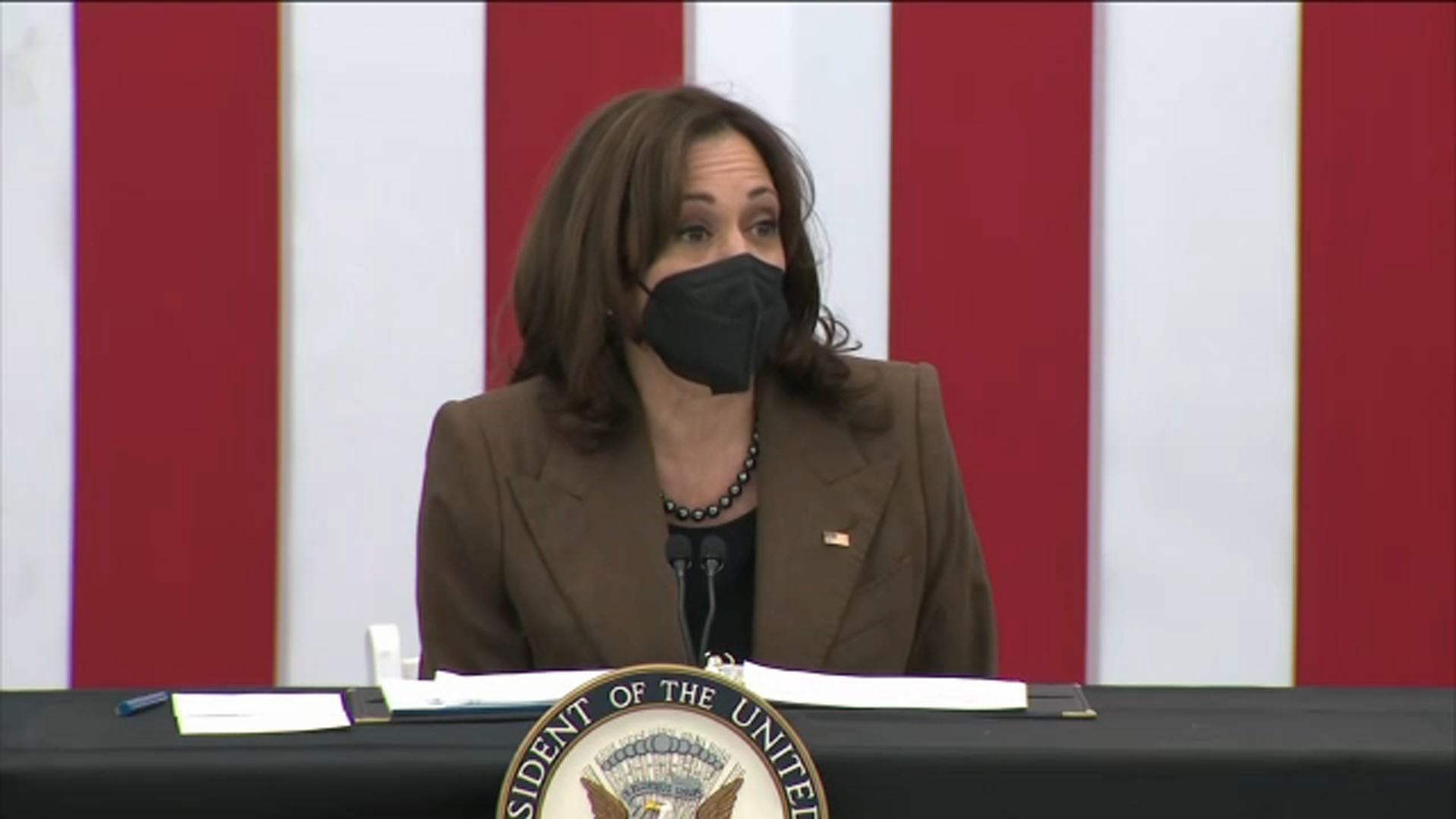 Vice president visits Newark to tout replacement of lead pipes