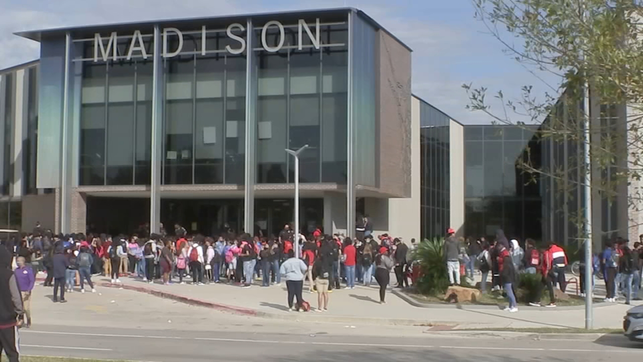 HISD votes to accept resignation of former Madison HS principal