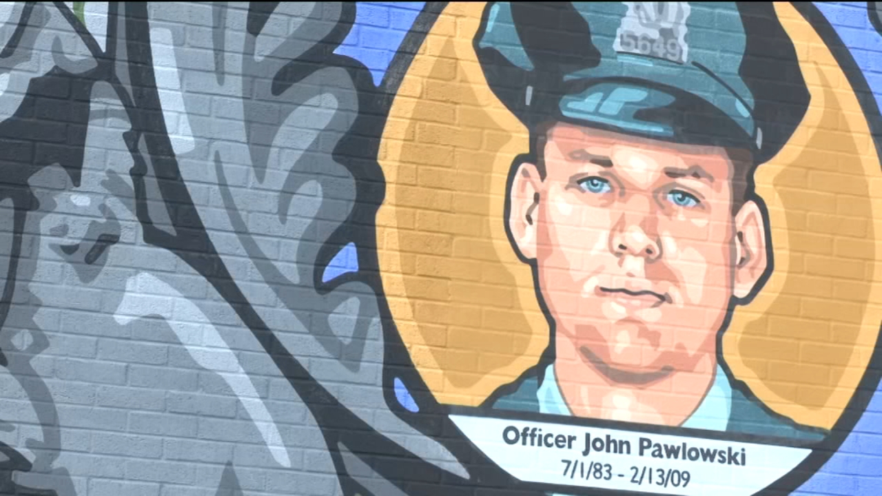 Officials hold vigil to remember Philly police officer killed in 2009