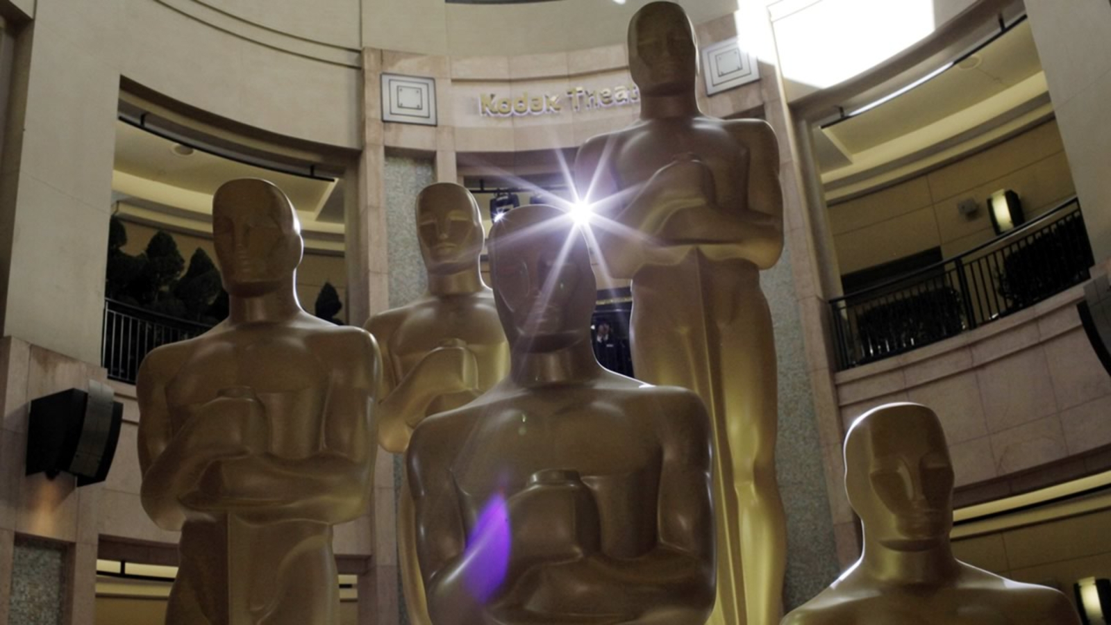 Oscars boycott calls grow over diversity issues; Academy president