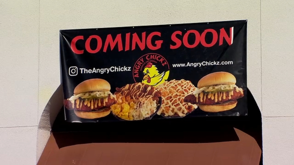 Angry Chickz to open third restaurant at Fresno's El Paseo Marketplace