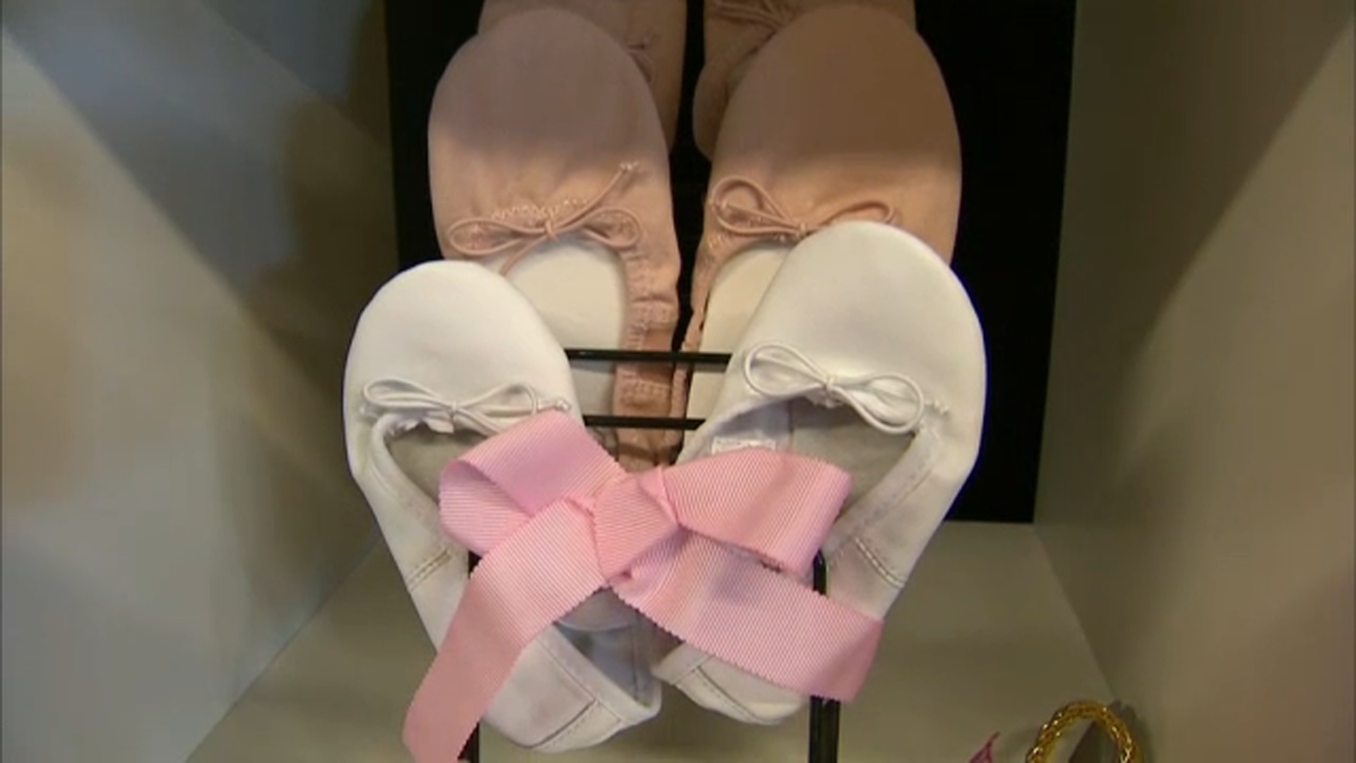 Be Kind: Dancing with Shoes