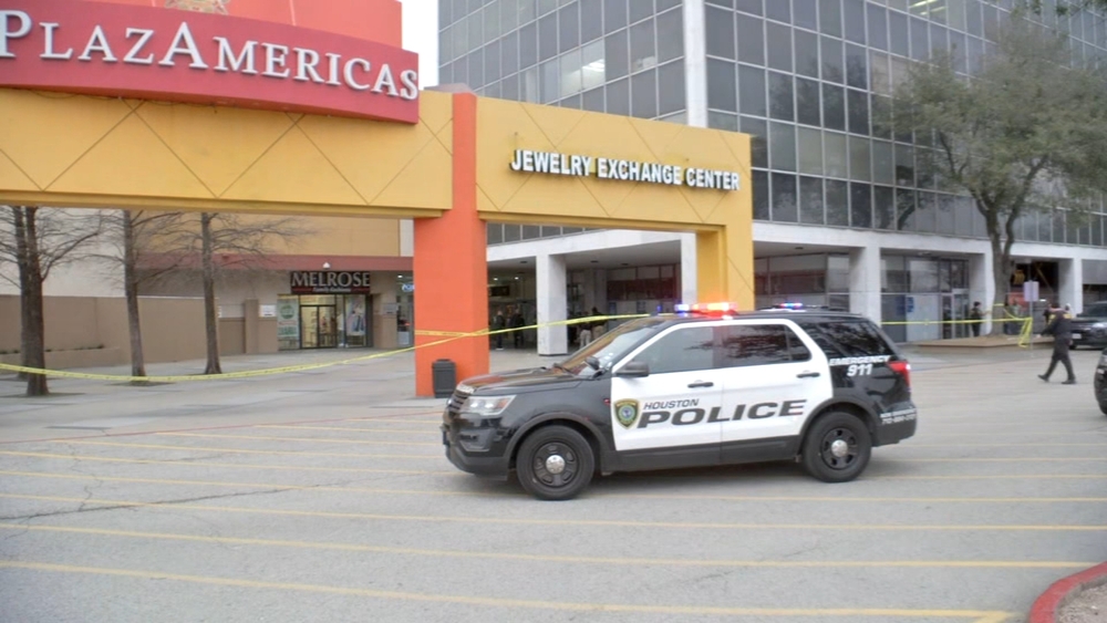 San Jacinto Pct. 1 deputy killed while working extra job, HPD says