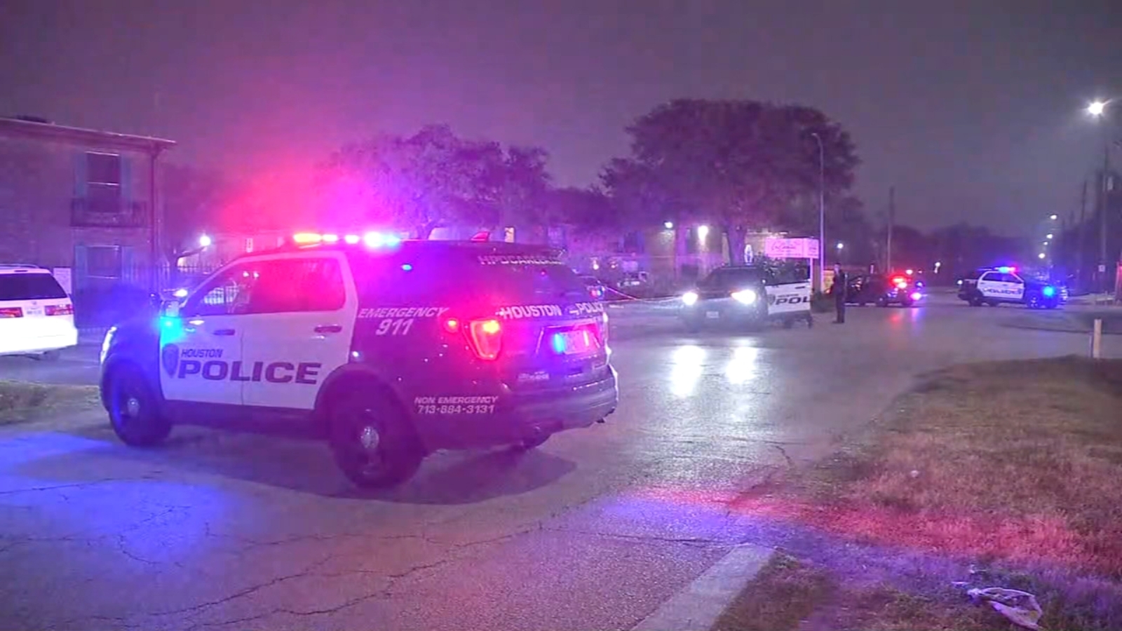Houston crime: Woman shot and killed while walking home from store in ...