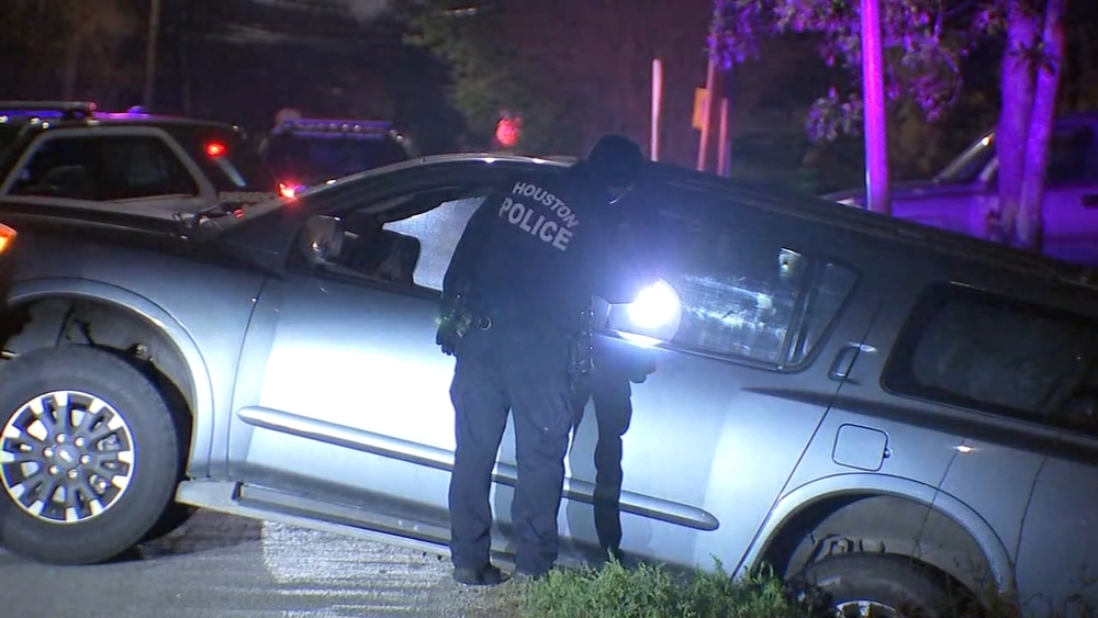 Man found shot in the neck and car left in a ditch, police say