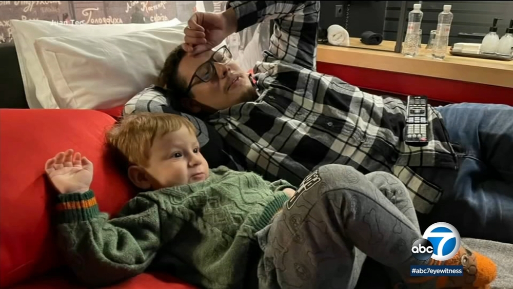 LA man chronicles evacuation from Ukraine with his family
