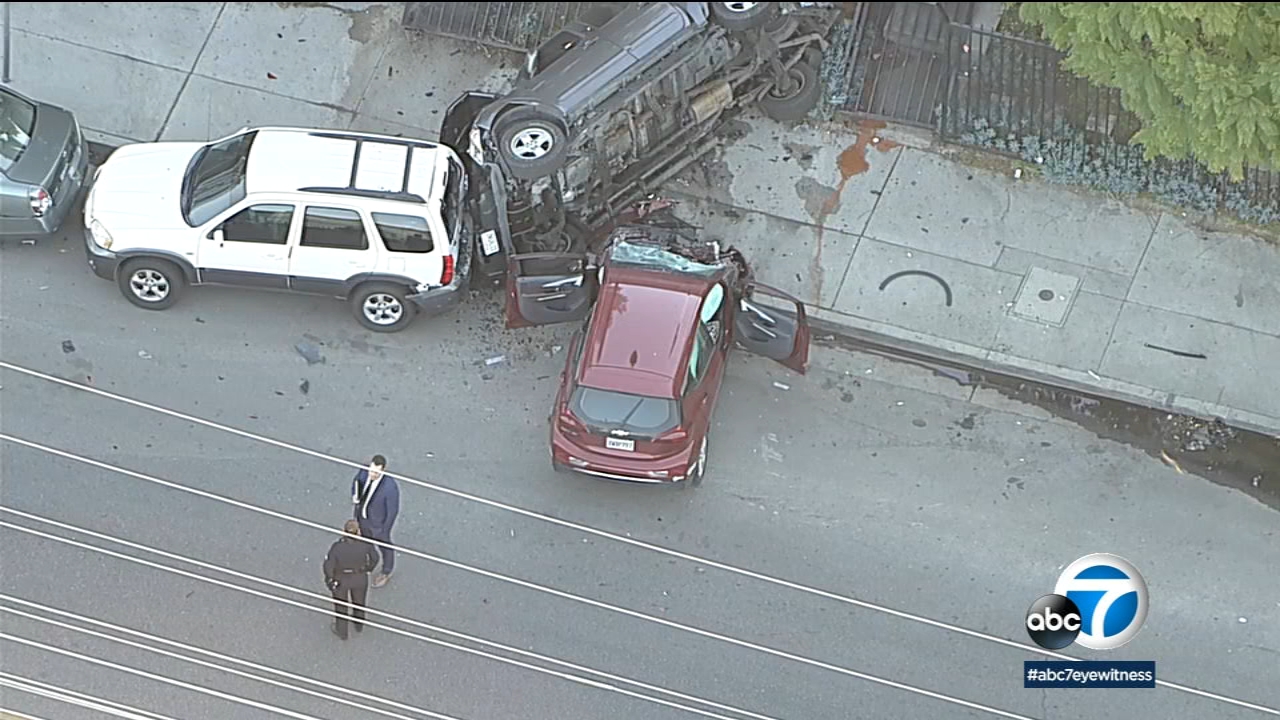 1 person killed after shooting, car crash in North Hollywood