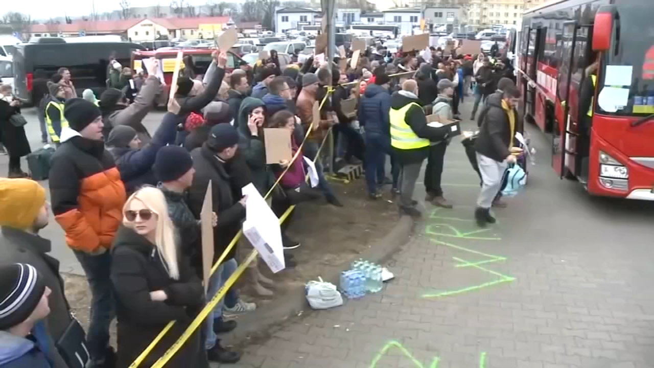 How to make sure you're giving to legitimate Ukraine relief funds