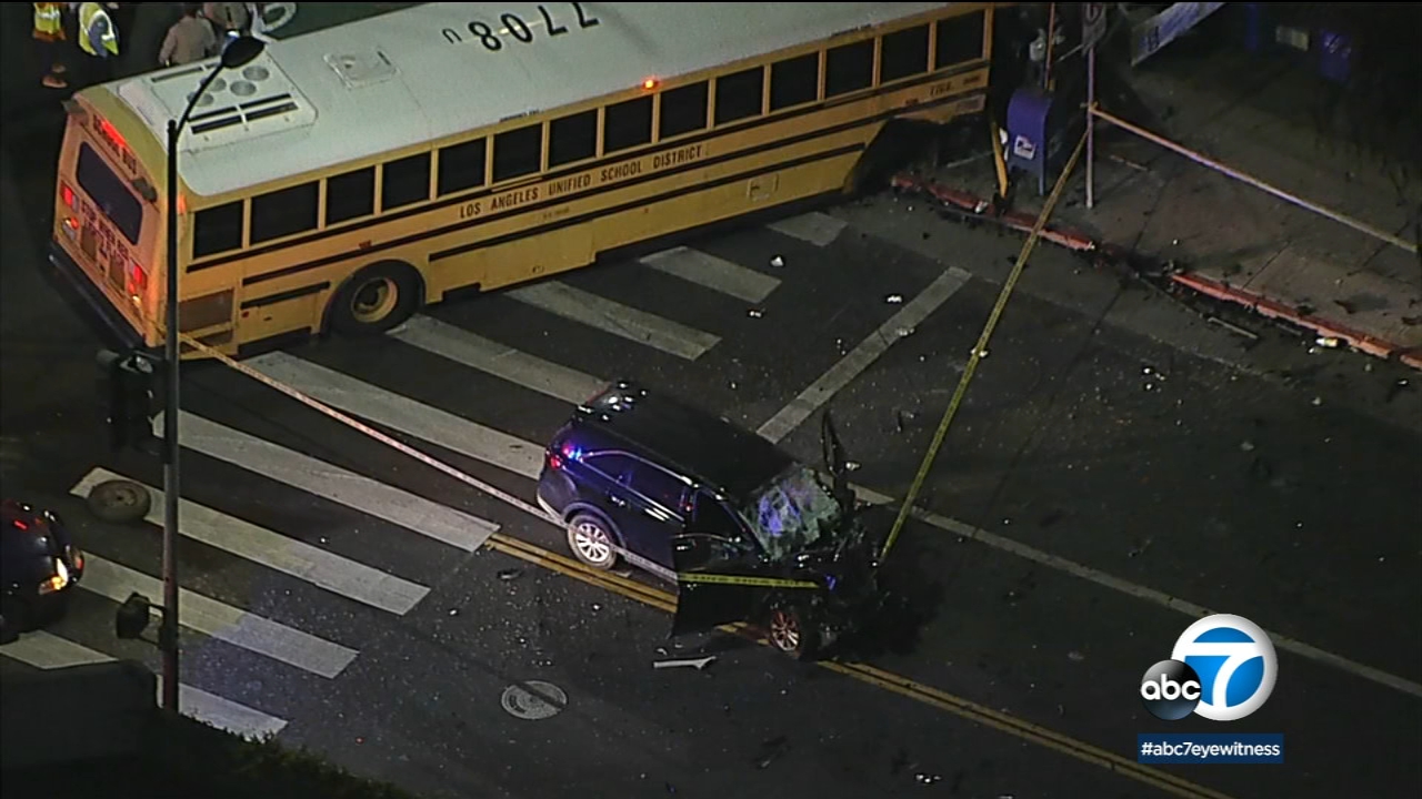 Kids among 8 injured after driver in stolen SUV crashes into bus