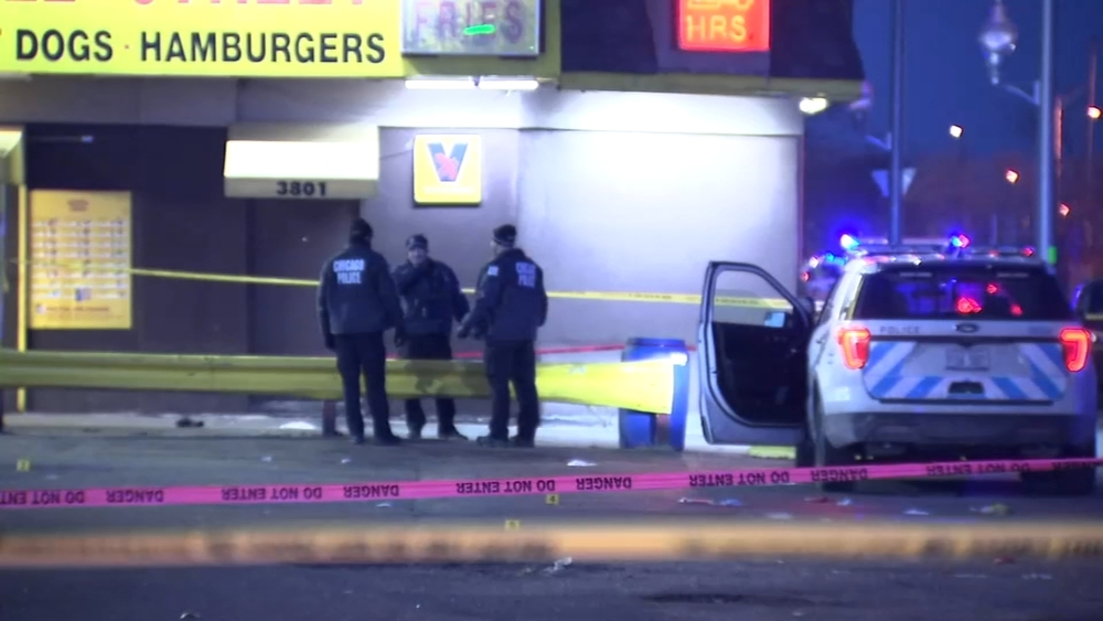 2 CPD officers wounded while picking up food