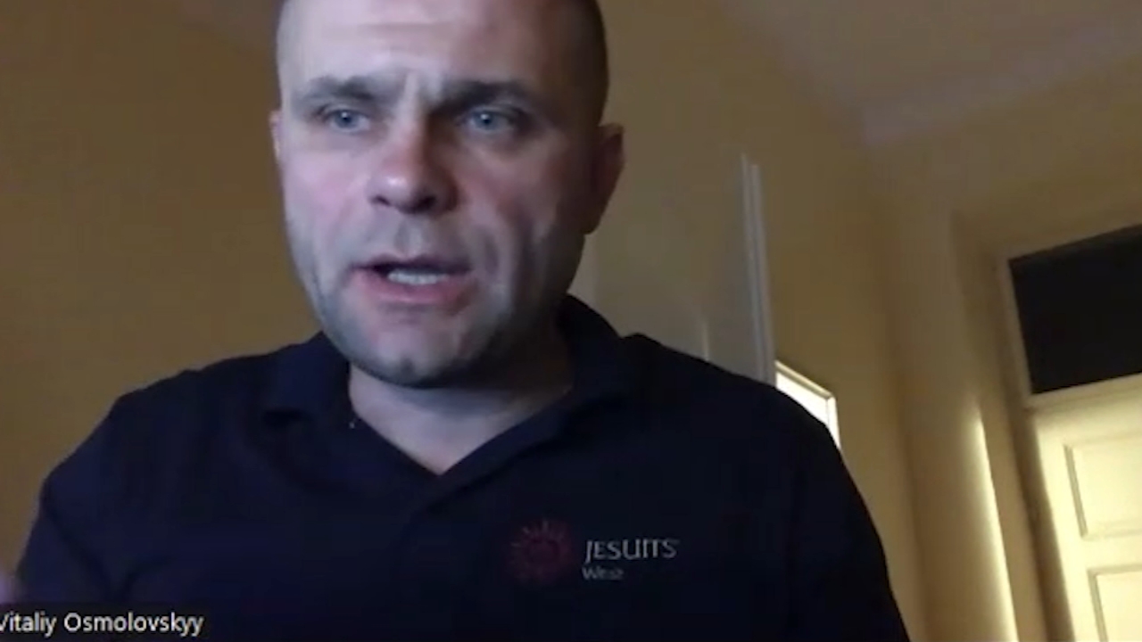 Bay Area priest on a mission bringing aid to Ukraine