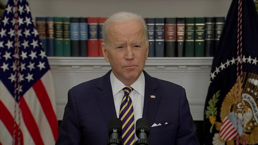 Biden bans Russian oil imports, warns of 'costs' to Americans