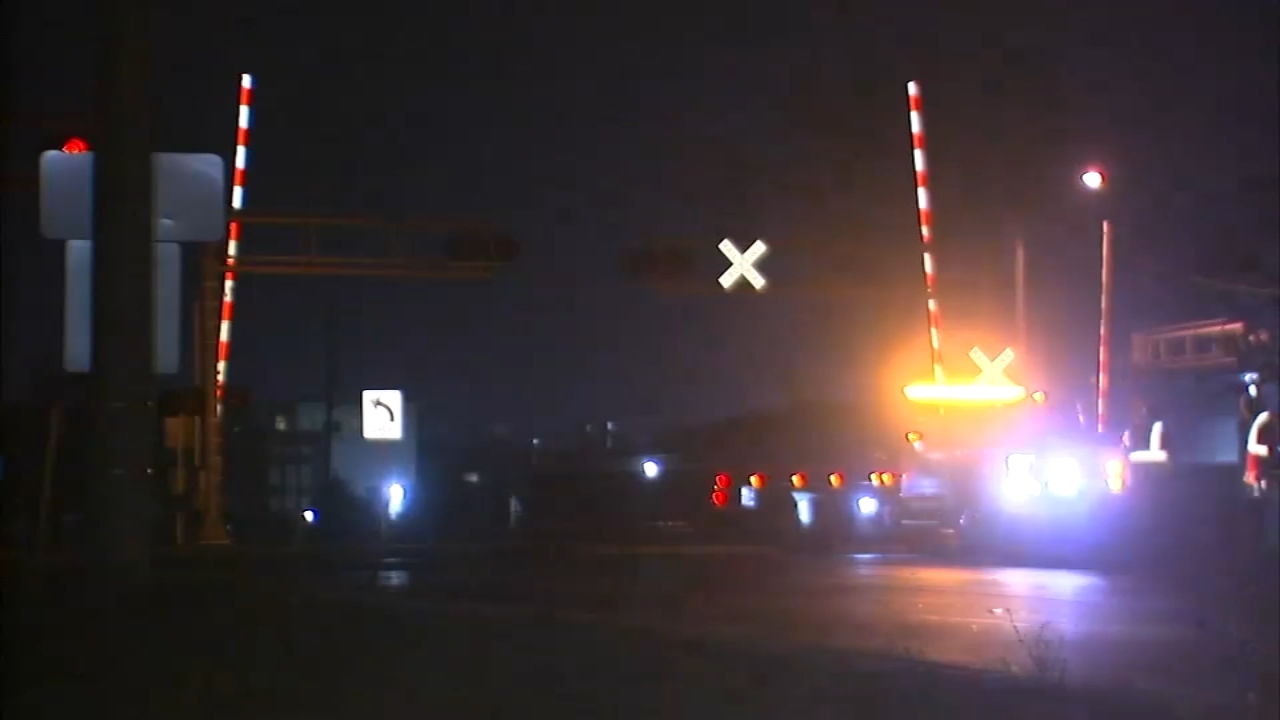 4 killed in Harvey after freight train hits car