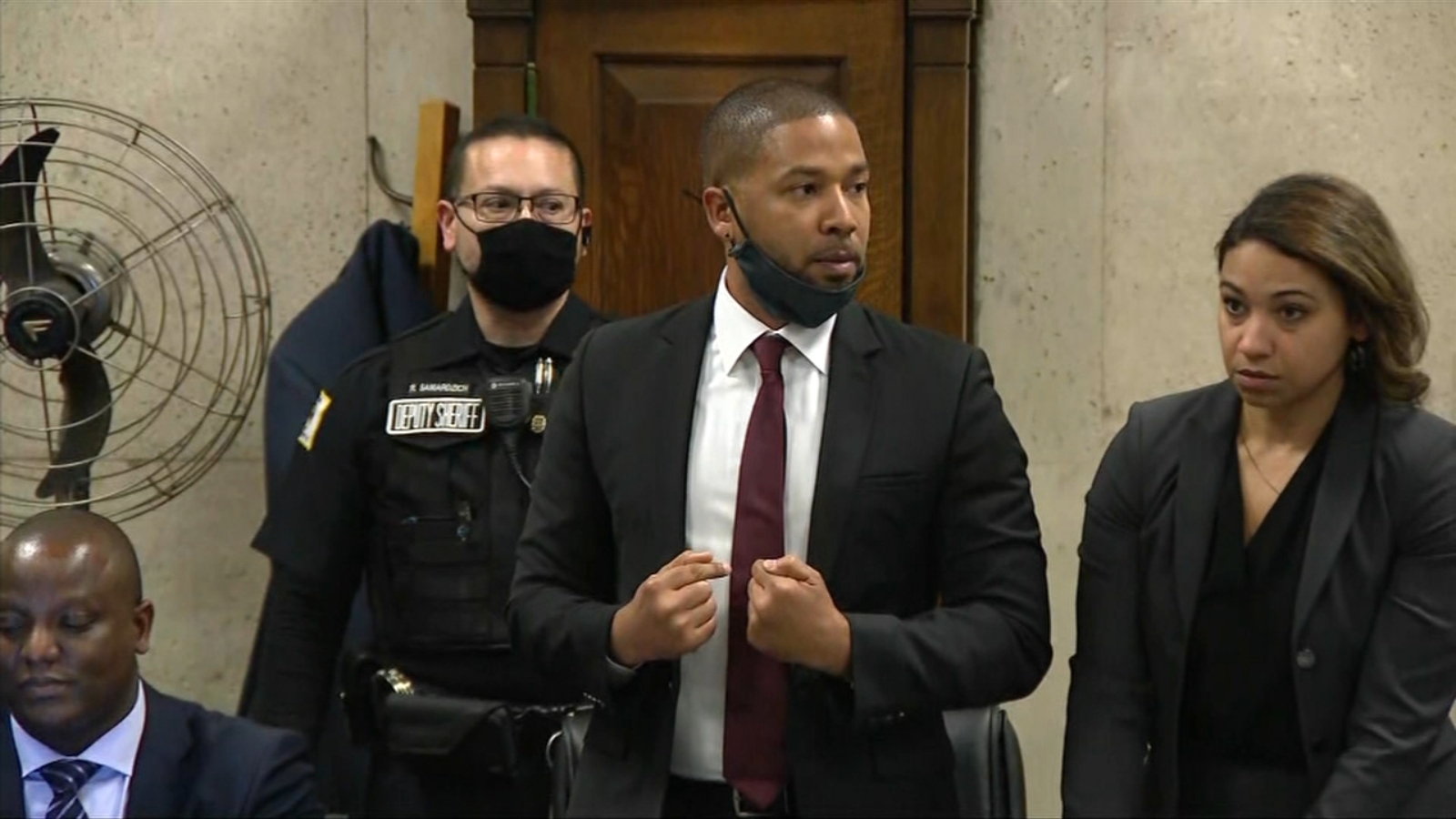 A sentença de Jussie Smollett começa com sua primeira noite na Cadeia do Condado de Cook;  “Não sou um suicida”, gritou o ator em resposta ao veredicto