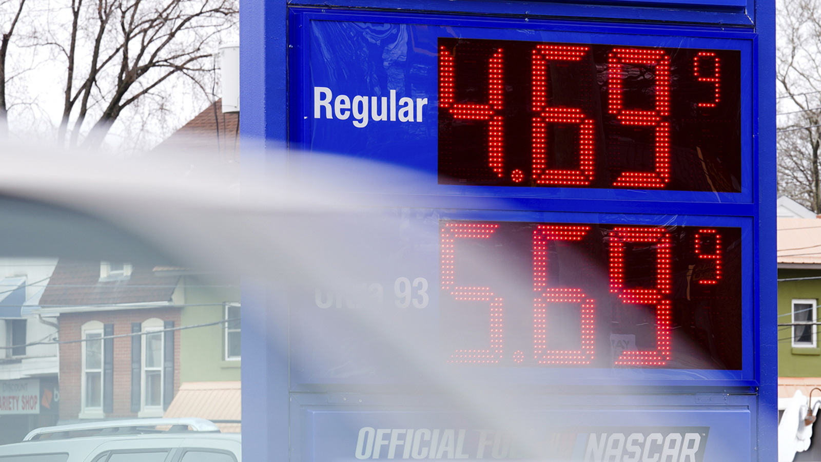 Gas stealing Police give warning about thieves as oil prices rise