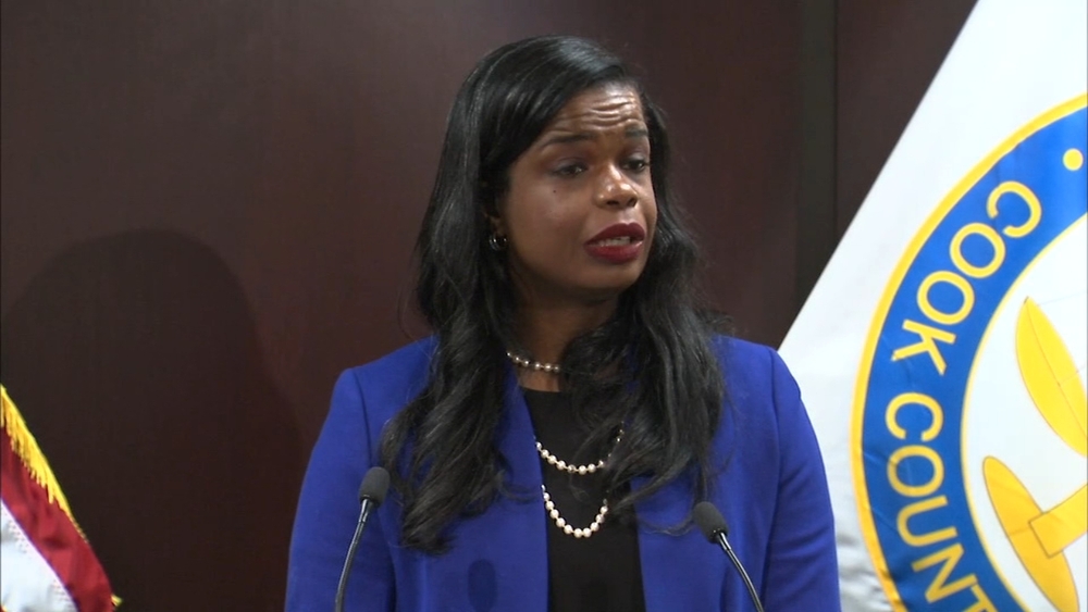 Officer won't be charged in Anthony Alvarez shooting death, Foxx says