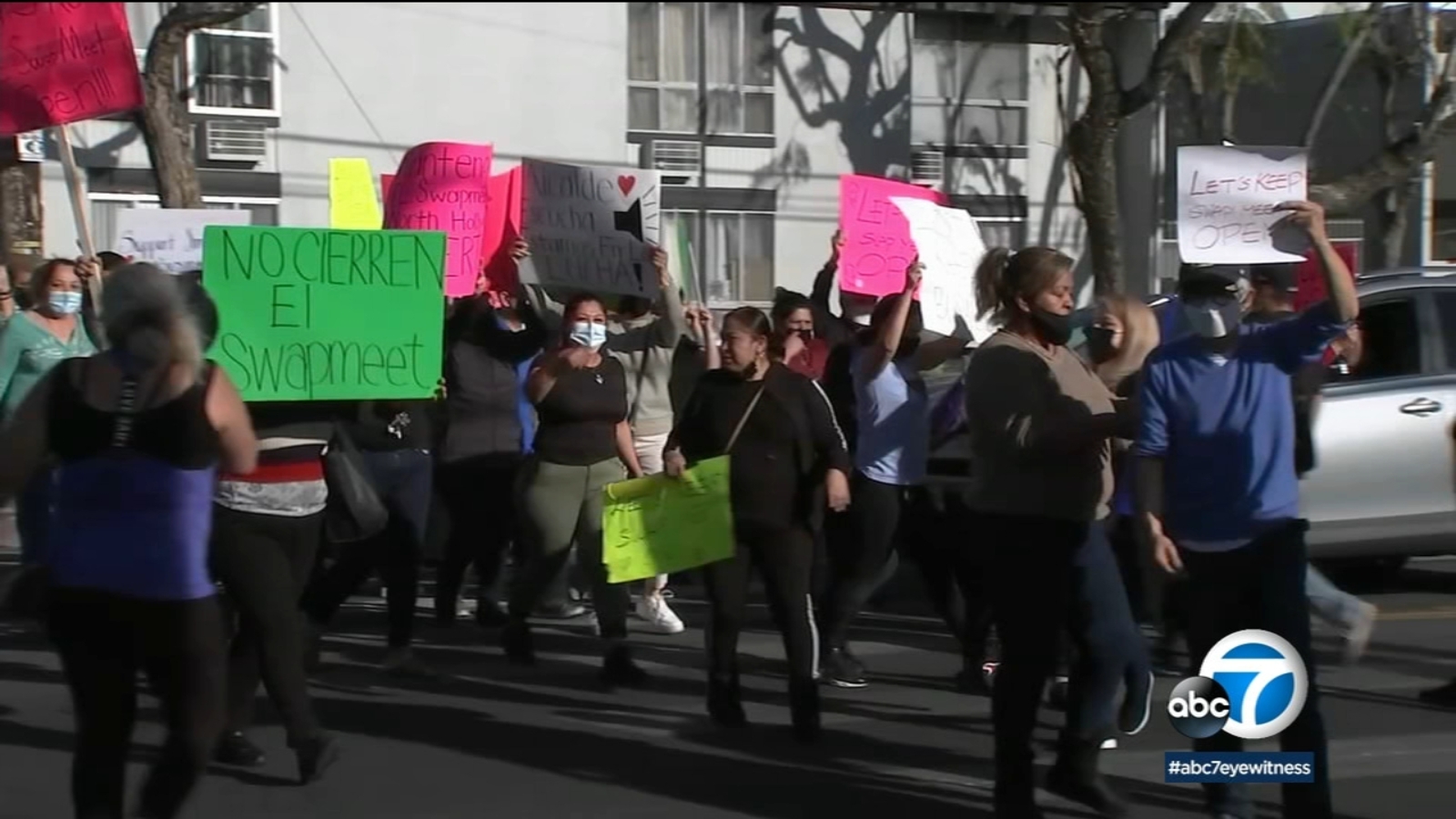 North Hollywood swap meet vendors hold protest in effort to keep