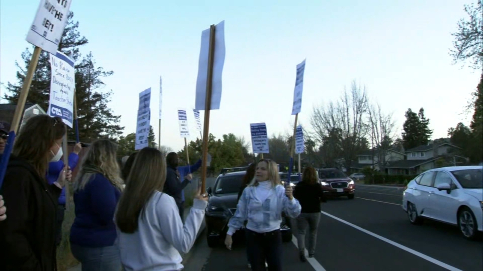 Teachers at Mount Diablo Unified School District in Contra Costa County threaten to strike for