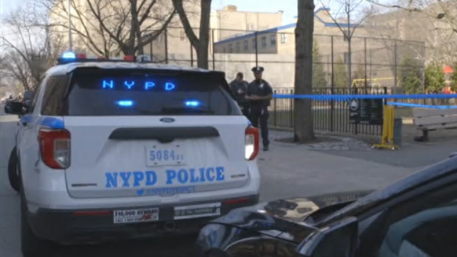 Teen shot during dispute at playground in Queens - ABC7 New York