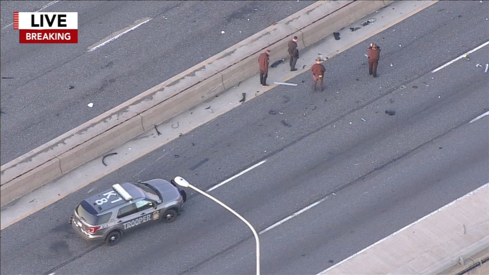2 Pa. state troopers, civilian killed in South Philly