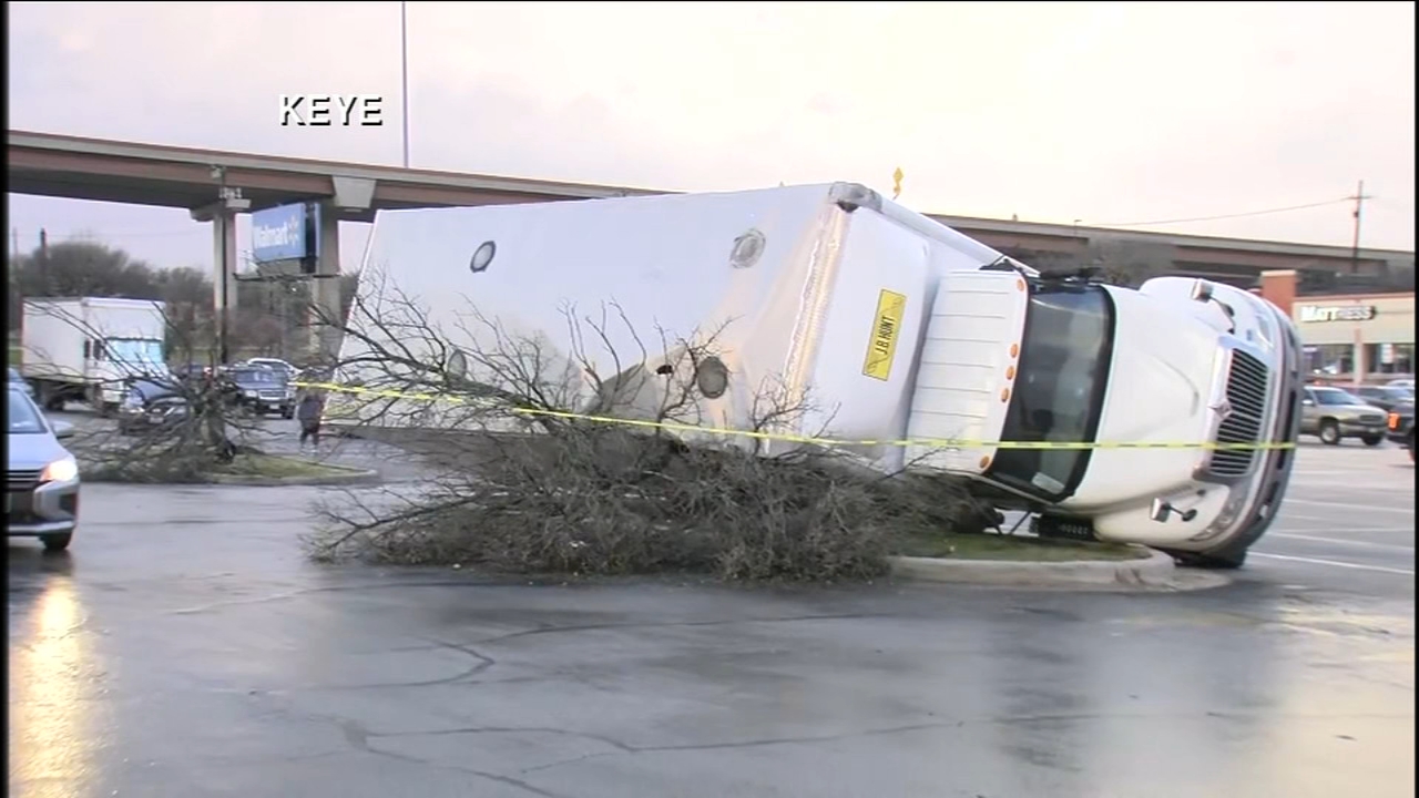 Gov. Greg Abbott talks storm prep amid tornadoes touching ground