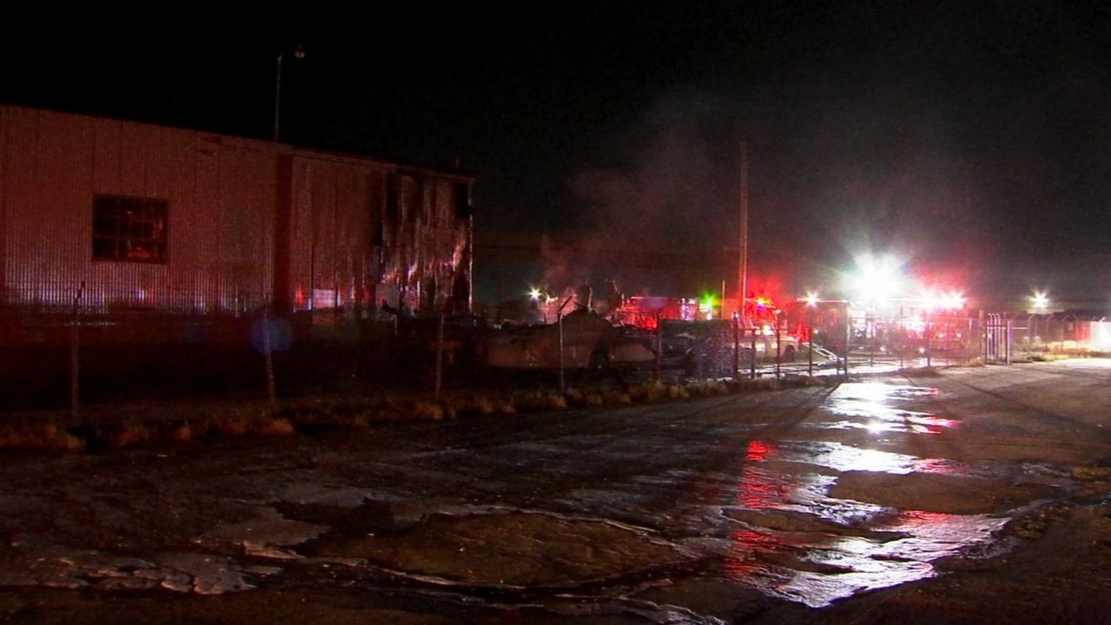 Firefighters stop RV fire burning in southeast Fresno - ABC30 Fresno