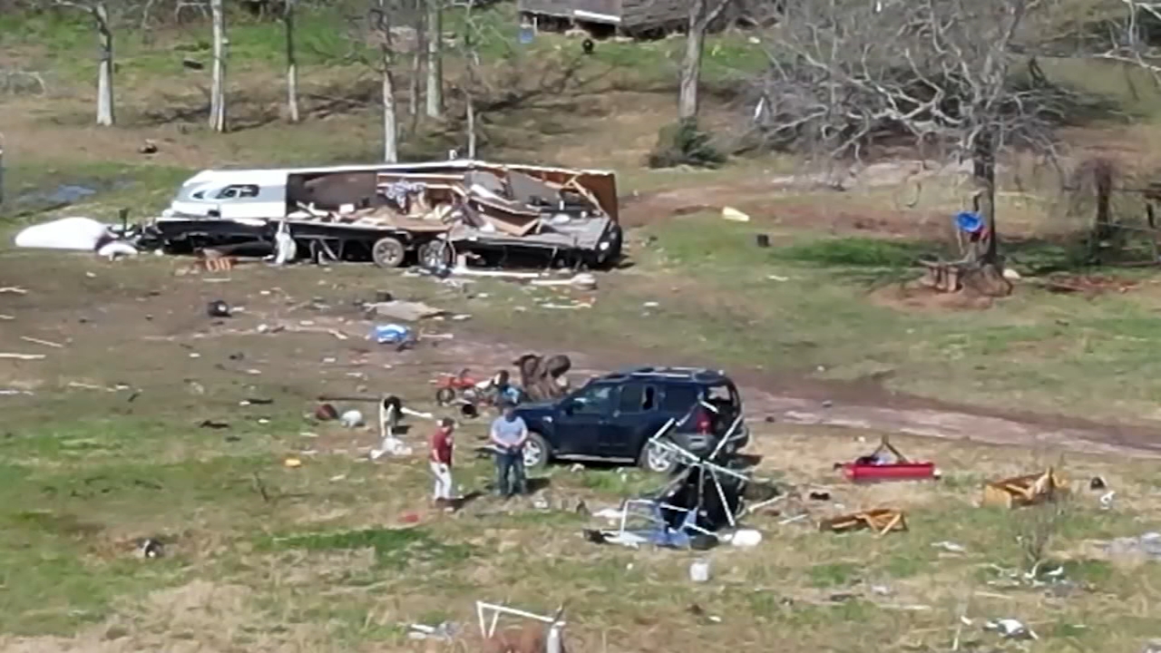 Storm causes RV home to flip, injuring parents and 3 kids in Beasley