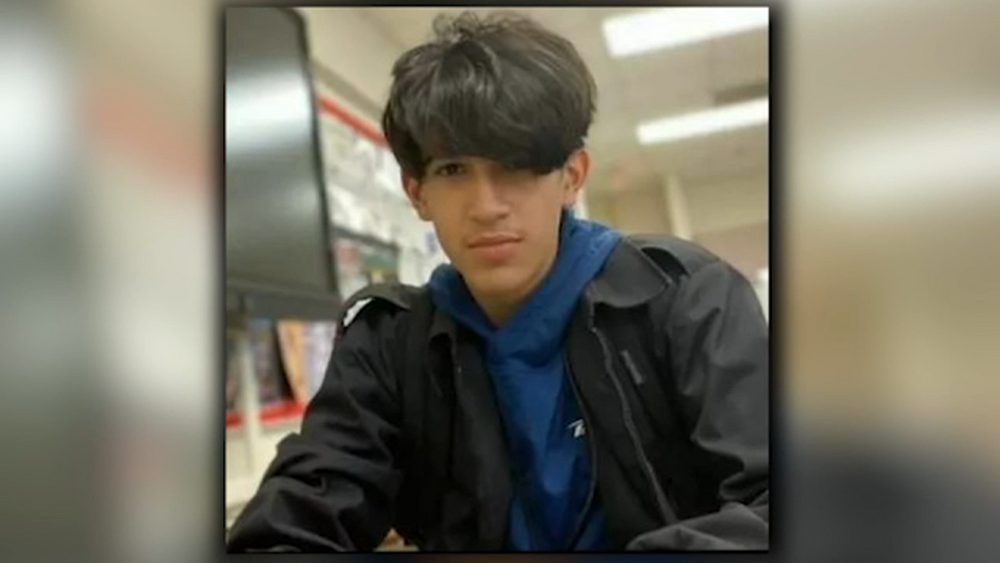 Mother pleads for answers in shooting death of her 17-year-old son