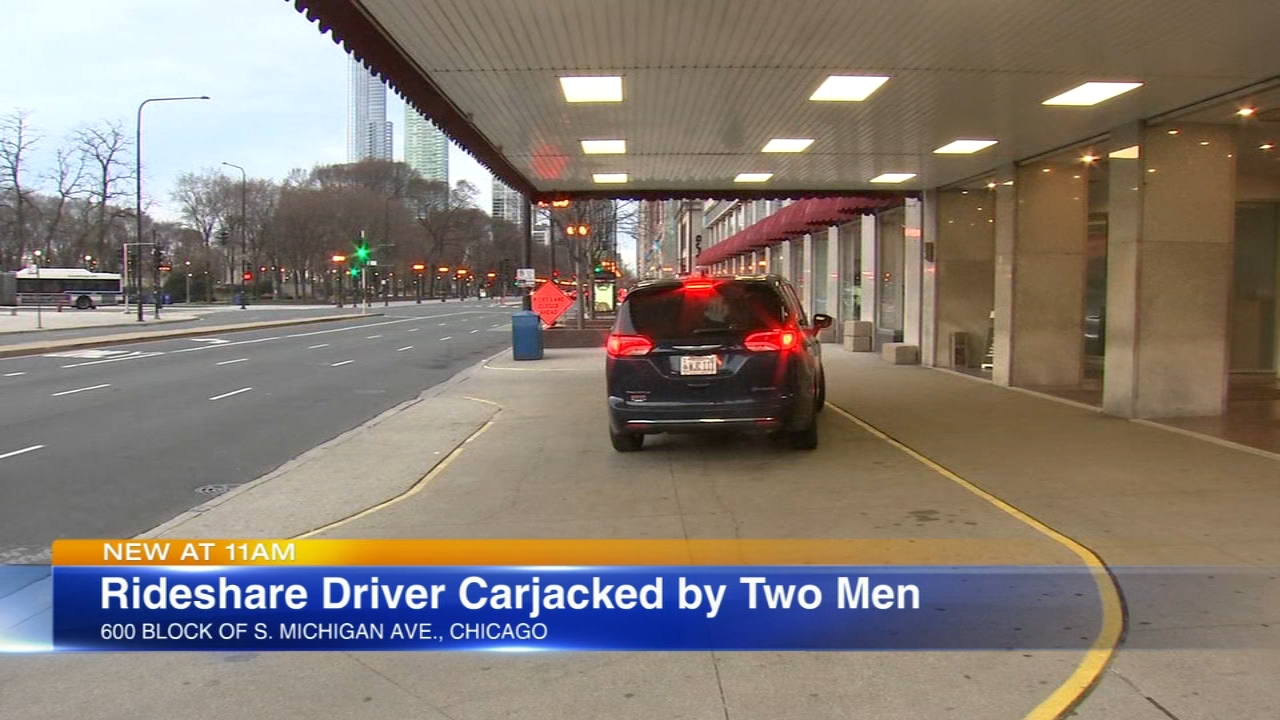 Rideshare driver, 70, carjacked in South Loop
