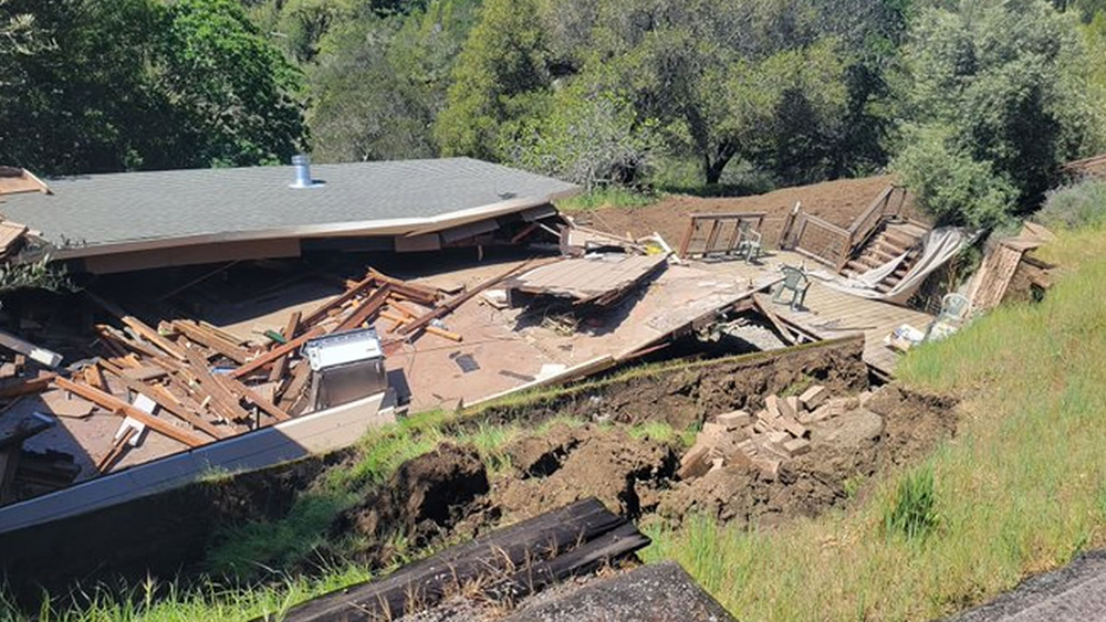 Photos show aftermath of Fairfax home collapse